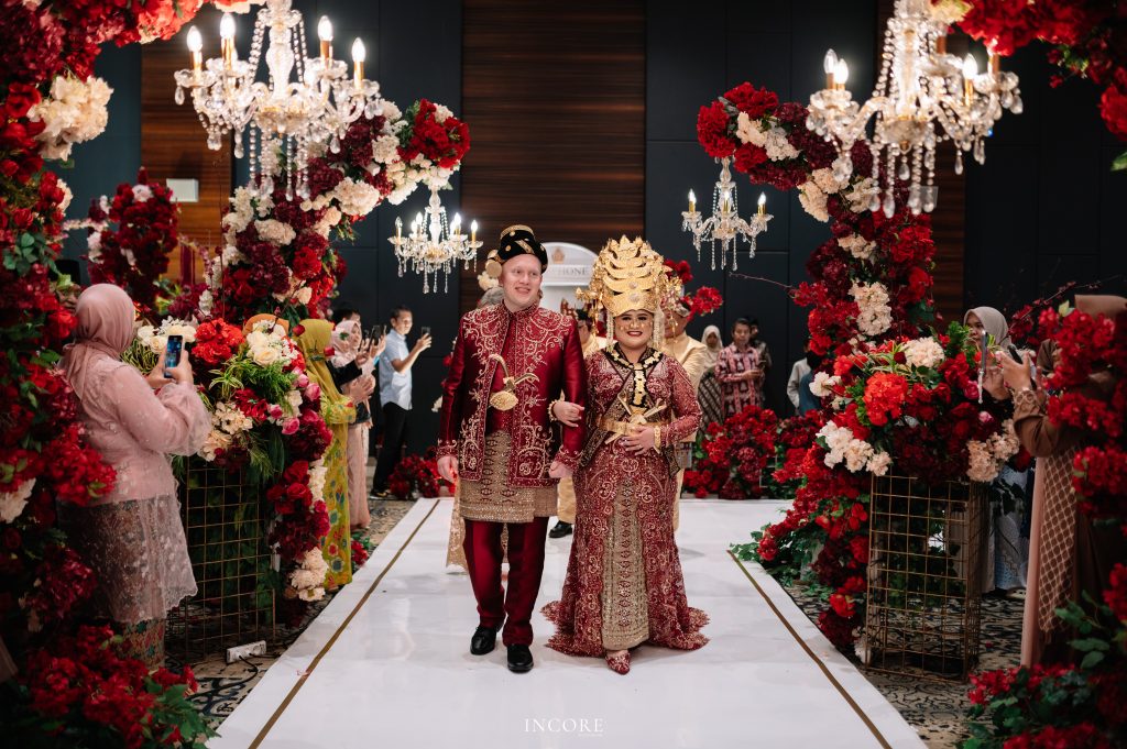 Ini adalah gambar pernikahan dengan konsep adat mandailing